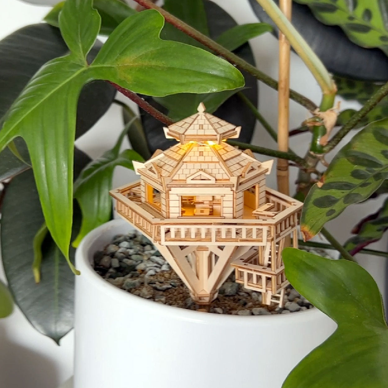 Woodland Outpost Tiny Treehouse 3D Puzzle with Rubber Plant